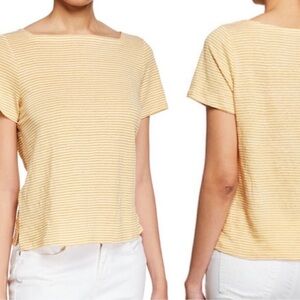 Eileen Fisher Short sleeved t-shirt
Size XXS
Striped yellow and off white
